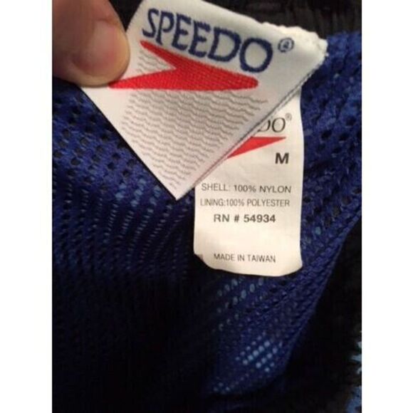 SPEEDO SIZE MEDIUM SWIM TRUNKS - Picture 3 of 4
